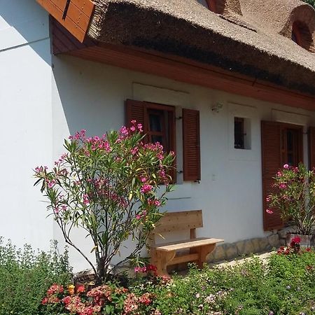 Apartamento Liliomfa Apartman Szigliget Exterior foto