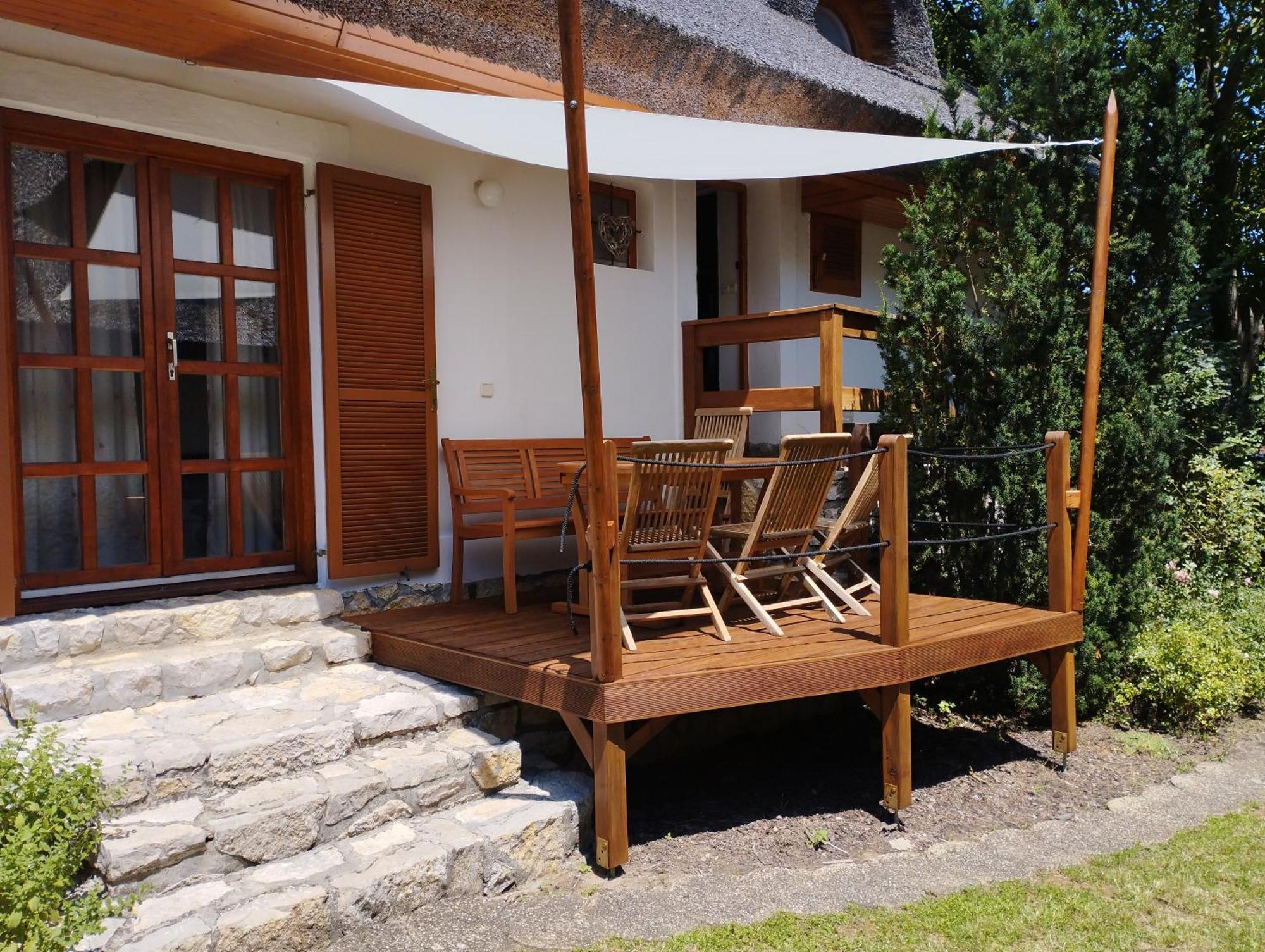 Apartamento Liliomfa Apartman Szigliget Exterior foto